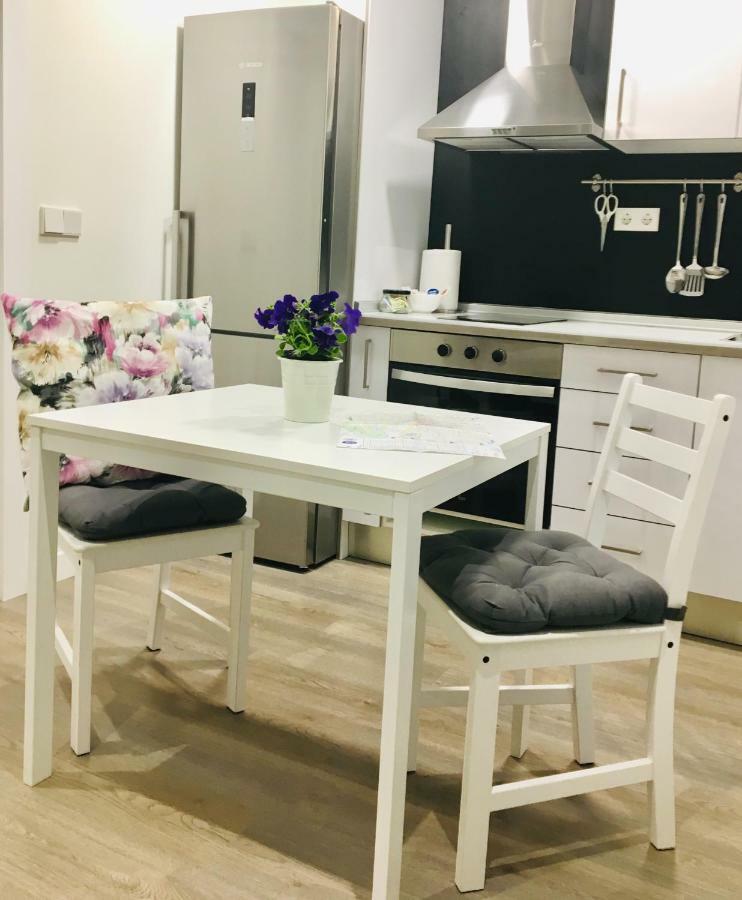 Zaragoza Centro Spain - Apartamento Nuevo Y Facilidad De Parking מראה חיצוני תמונה
